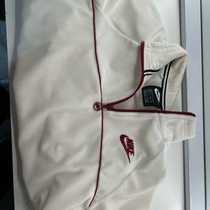 Nike Crop Sweater